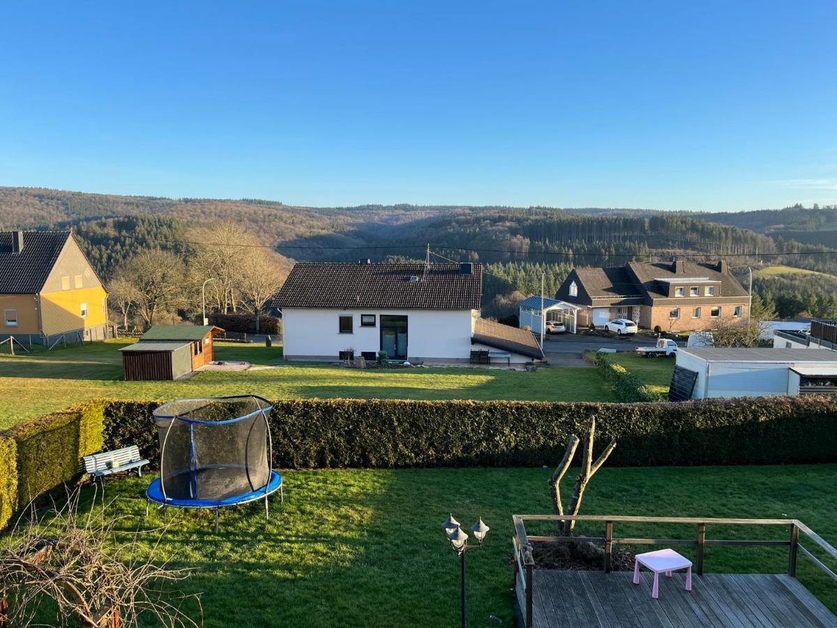 Wohnung Mit Panoramablick Gerolstein Dış mekan fotoğraf